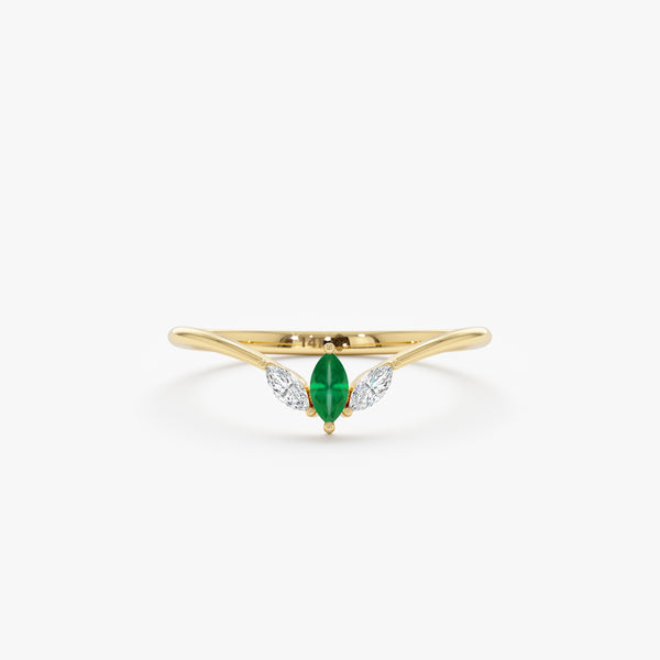 emerald and diamond yellow gold band