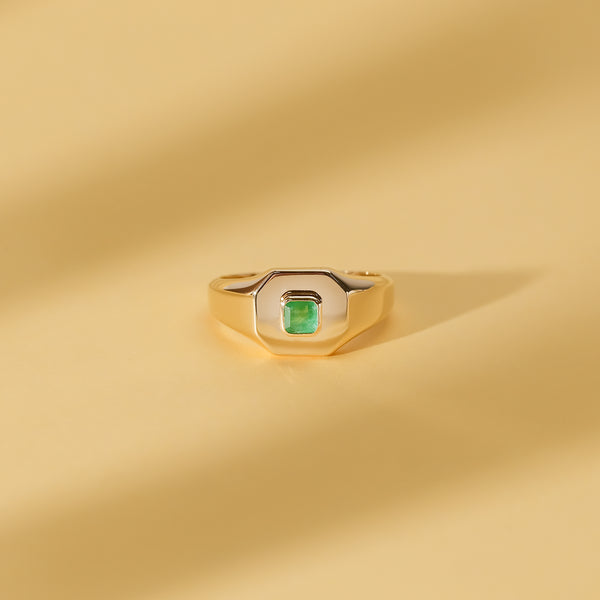 solid gold emerald ring