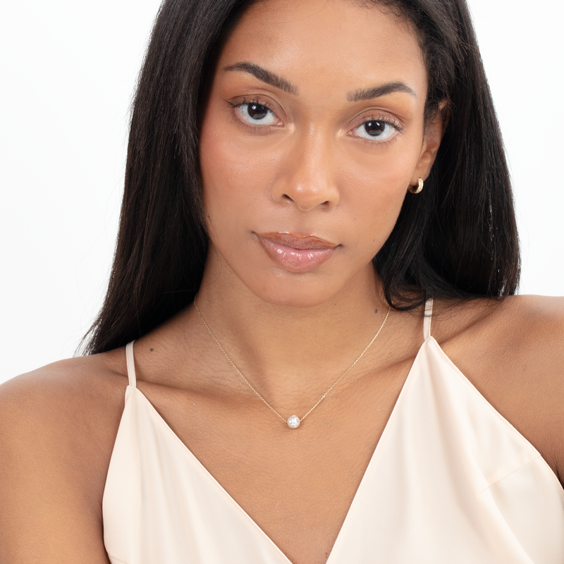 Pearl and Diamond Necklace, Panni