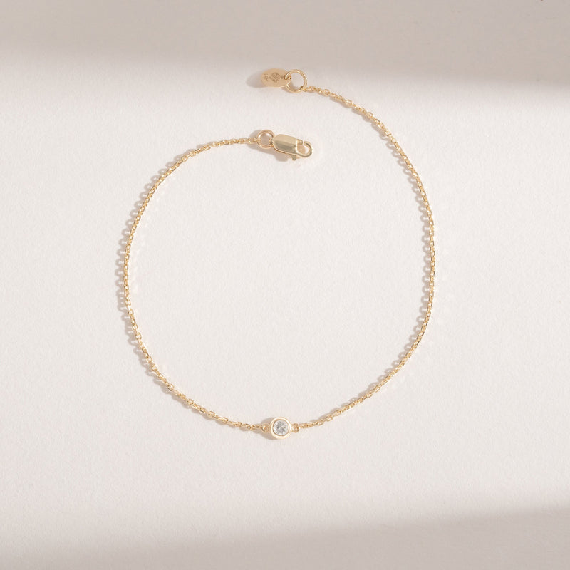 Minimalistic Style Gold and Diamond Bracelet
