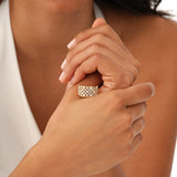 Wide Diamond Cigar Band, Seliora