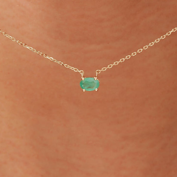 Solid Gold Emerald Oval Necklace, Loa