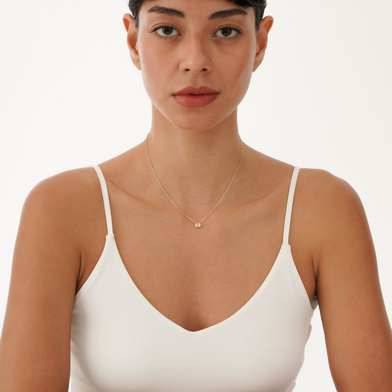 Solid Gold Moonstone Oval Necklace, Loa