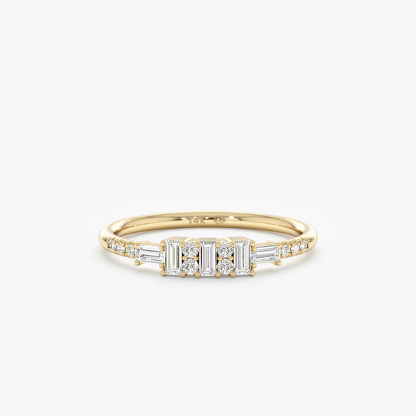 yellow gold natural diamond ring