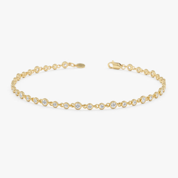 Graduated Lab Grown Diamond Tennis Bracelet, Vaelin