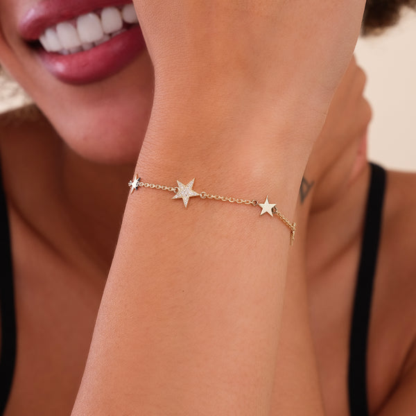 multi star diamond and plain gold bracelet