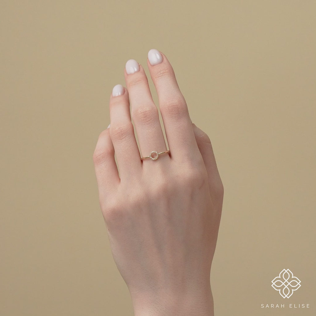 minimalistic stacking band