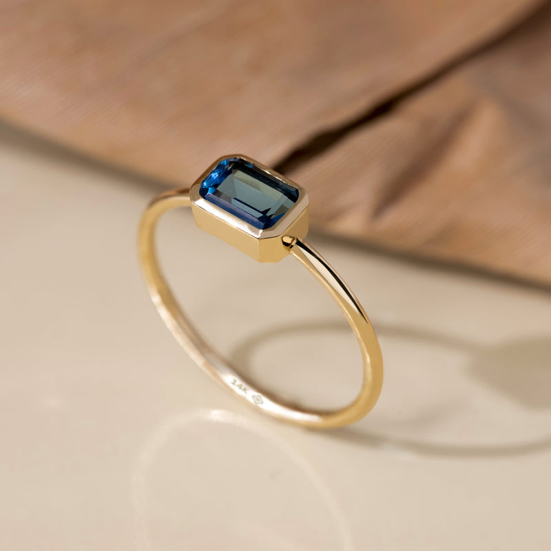 Natural Blue Topaz Gold Ring