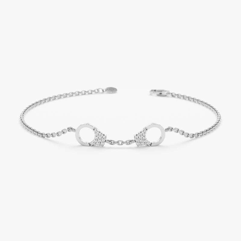 French Connection handcuff bracelet - SO easy to recreate! | Bijoux