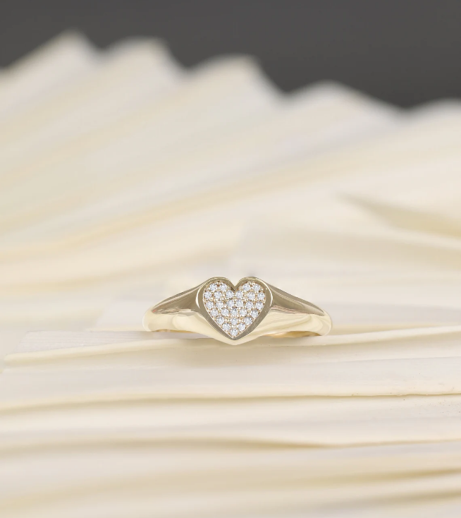 Petite Love Ring