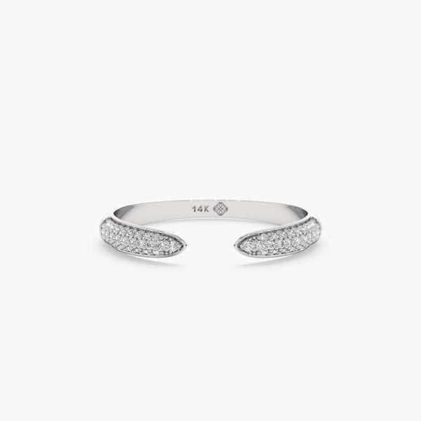 White gold diamond claw ring