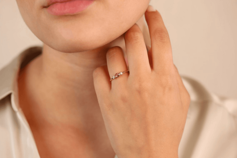 natural sapphire diamond band