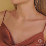 Minimalistic Diamond and Gold Necklace