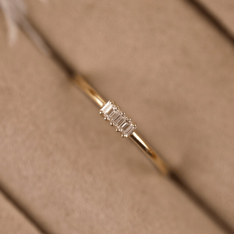 solid gold natural diamond ring